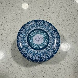 *NEW* Bryan & Candy 3.5oz Lavender & Chamomile Fragrance Candle